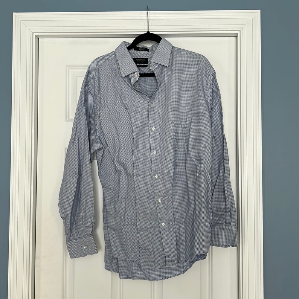Nordstrom Mens classic fit shirt